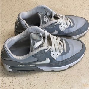 Youth Nike sneakers fits a Women size 8 sneaker.